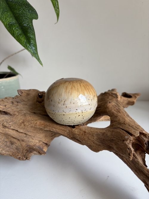 Salière magique beige saumoné